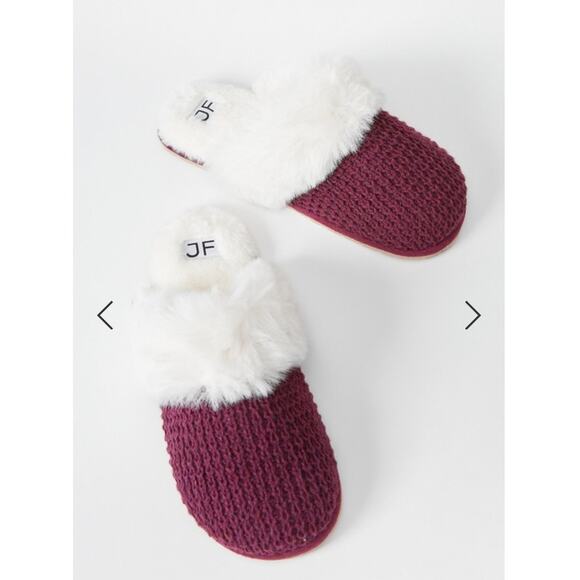 JF Harper Royal Port Faux Fur Slippers size Medium - Picture 7 of 7